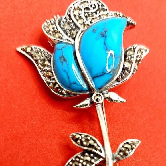 Stabilized Natural Blue Turquoise & Marcasite 925 Sterling Silver Rose‎ Brooch - Picture 3 of 10